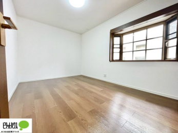 �q�������@�w�т̎��Ԃ��V�Ԏ��Ԃ���؂ɂł���q�ǂ������B�Ƌ�̔z�u�����₷���V���v���Ȑ݌v�ŁA�������K�Ɏg���܂��B