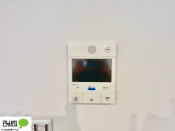���̑��@������Ԃ����S��TV���j�^�[�t���C���^�[�z��