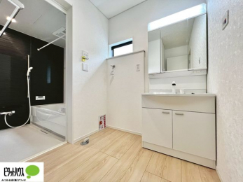 ���ʑ�E���ʏ��@�g���₷���V���v���Ȑ��ʉ��ϑ�B�����̎x�x�͂�������n�܂�܂��B