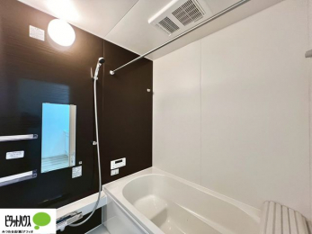 �����@�{�H��ʐ^�@�����̔�������Ă���闁���͍L�X�������B�x���͂��q�l�ƈꏏ�ɗV�тȂ������܂��ˁB
