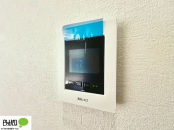 ���̑��@������Ԃ����S��TV���j�^�[�t���C���^�[�z��