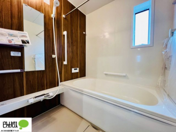 �����@�����̔�������Ă���闁���͍L�X�������B�x���͂��q�l�ƈꏏ�ɗV�тȂ������܂��ˁB