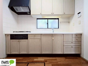 �L�b�`���@���t���̖��邢�L�b�`���B�L���V���N�ő傫�Ȃ�����t���C�p�������N���N�􂦂܂��B