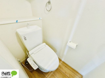 ���ʑ�E���ʏ��@�V�����[�t���O�ʋ����ʑ�B�㕔�ɂ����[�X�y�[�X������A�������X�b�L���Еt���܂�