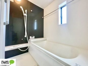�����@�����̔�������Ă����o�X���[���͍L�X�������B�x���͂��q�l�ƈꏏ�ɗV�тȂ������܂��ˁB