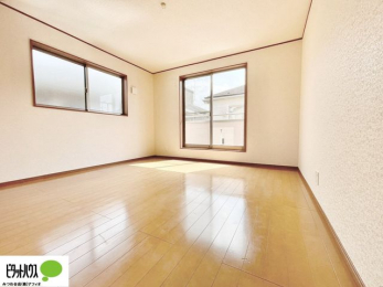 ���[�@����̏I���ɕv�w�ł������߂������Q���B�L���ɂ�Ƃ肪����A�Ƒ��̋C�z�������Ȃ������������x�߂���S�̃v���C�x�[�g��Ԃł��B