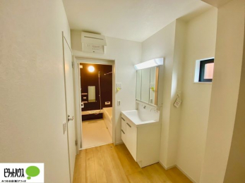 ���ʑ�E���ʏ��@�{�H��ʐ^�@�g���₷���V���v���Ȑ��ʉ��ϑ�B�����̎x�x�͂�������n�܂�܂��B