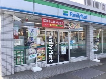 ���ӊ��@�t�@�~���[�}�[�g��t�V��X �k��9���B 690m