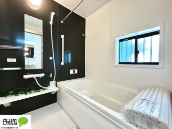�����@�{�H��ʐ^�@�����̔�������Ă���闁���͍L�X�������B�x���͂��q�l�ƈꏏ�ɗV�тȂ������܂��ˁB