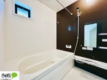 �����@�{�H��ʐ^�@�����̔�������Ă���闁���͍L�X�������B�x���͂��q�l�ƈꏏ�ɗV�тȂ������܂��ˁB