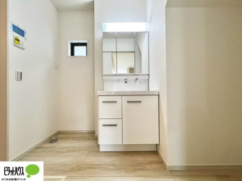 ���ʑ�E���ʏ��@�{�H��ʐ^�@�g���₷���V���v���Ȑ��ʉ��ϑ�B�����̎x�x�͂�������n�܂�܂��B