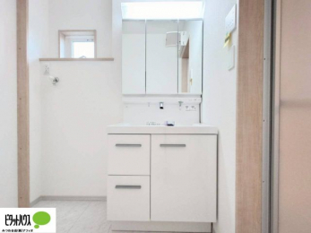���ʑ�E���ʏ��@�g���₷���V���v���Ȑ��ʉ��ϑ�B�����̎x�x�͂�������n�܂�܂��B