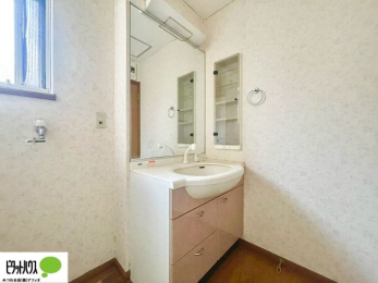 ���ʑ�E���ʏ��@�傫�ȋ��Ō��₷�����ʉ��ϑ�