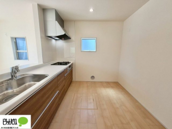 �L�b�`���@�����̂��������y�����Ȃ閾�邭�L�X�Ƃ����L�b�`��