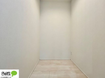 �L�b�`���@�H���i��ۊǂ�����A�L�b�`���p�i�����[�ł���֗��ȃp���g���[�B