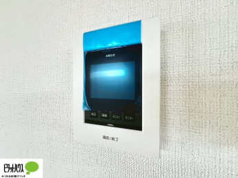 ���̑��@������Ԃ����S��TV���j�^�[�t���C���^�[�z���B