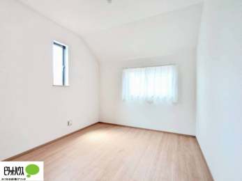 ���̑����ρ@2�ʍ̌��Ŗ��邭�A���ʂ��̗ǂ��������ł��B