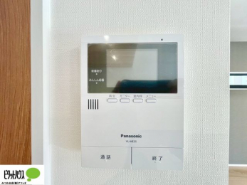 ���̑��@������Ԃ����S��TV���j�^�[�t���C���^�[�z��