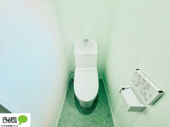 �g�C���@�{�H��ʐ^�F�����Ȑ��@�\�t�������V�����[�g�C��