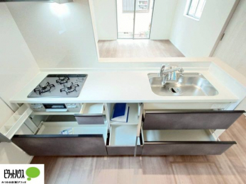 �L�b�`���@������ꂵ�₷��3���R�����B�����̎��ԒZ�k���ł��āA�X���[�Y�ɗ����ł��܂��B