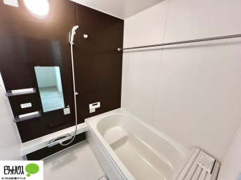 �����@�{�H��ʐ^�F�����̔�������Ă���闁���͍L�X�������B�x���͂��q�l�ƈꏏ�ɗV�тȂ������܂��ˁB