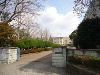 ���ӊ��@�s���s���C���䓌���w�Z �k��3���B 230m