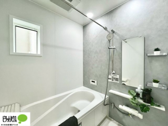 �����@�{�H��ʐ^�@�����̔�������Ă���闁���͍L�X�������B�x���͂��q�l�ƈꏏ�ɗV�тȂ������܂��ˁB