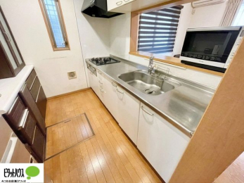 �L�b�`���@���摜���̉Ƌ�E���i����AI�����ɂ������E�������������̂ł��B�����ƈقȂ�ꍇ�͌�����D�悵�܂��B