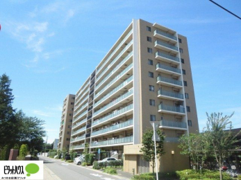 �O�ώʐ^�@JR�������u��сv�w�܂Ńo�X16���A�o�X��k��1���I�ʋ΁E�ʊw�ɕ֗��Ȉ�щw���p�\�B