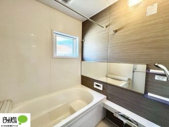 �����@�{�H��ʐ^�@�����̔�������Ă���闁���͍L�X�������B�x���͂��q�l�ƈꏏ�ɗV�тȂ������܂��ˁB